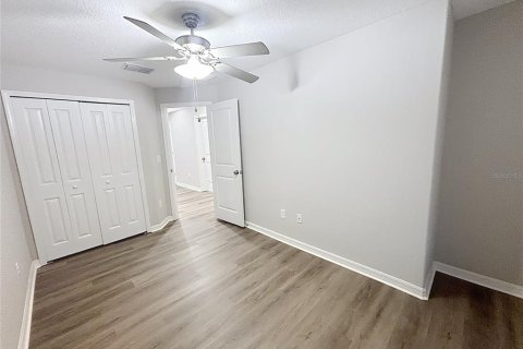 Townhouse in Lutz, Florida 3 bedrooms, 151.8 sq.m. № 2388261 - photo 20