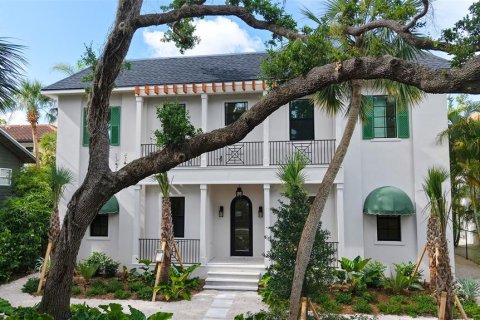 House in Sarasota, Florida 5 bedrooms, 367.89 sq.m. № 1789808 - photo 1