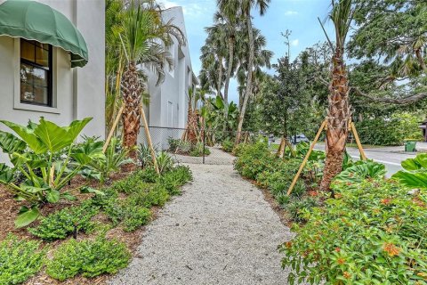 House in Sarasota, Florida 5 bedrooms, 367.89 sq.m. № 1789808 - photo 20