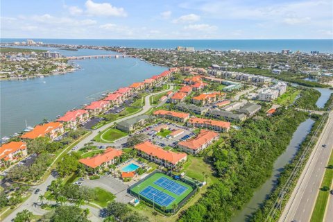 Condominio en New Smyrna Beach, Florida, 3 dormitorios № 2234610
