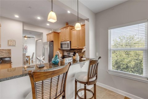 Condo in New Smyrna Beach, Florida, 3 bedrooms № 2234610 - photo 22