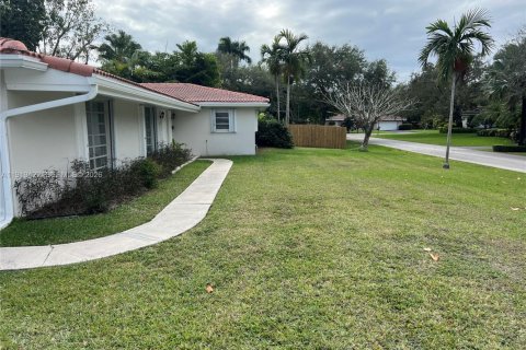 Villa ou maison à louer à Palmetto Bay, Floride: 3 chambres, 131.46 m2 № 1974431 - photo 11