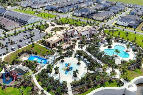 Casa en alquiler en Kissimmee, Florida, 7 dormitorios, 315.96 m2 № 1913561 - foto 24