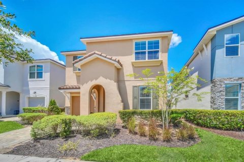 Casa en alquiler en Kissimmee, Florida, 7 dormitorios, 315.96 m2 № 1913561 - foto 1