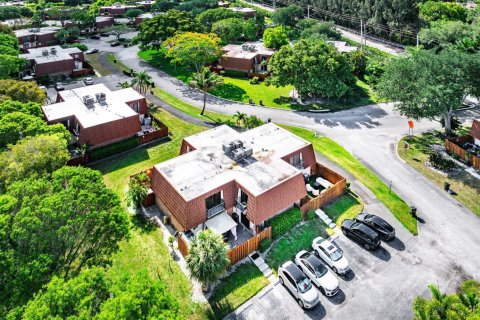 Купить таунхаус в Делрей-Бич, Флорида 4 комнаты, 114.46м2, № 2181018 - фото 21