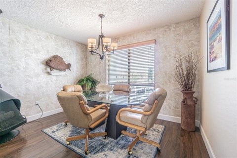 Condo in Indian Rocks Beach, Florida, 2 bedrooms  № 1837594 - photo 9