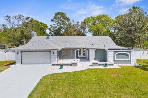 Casa en venta en Spring Hill, Florida, 4 dormitorios, 302.77 m2 № 1612717 - foto 2