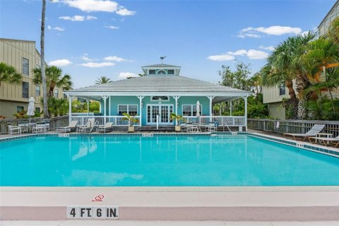 Condo in Sarasota, Florida, 2 bedrooms № 2209051 - photo 6