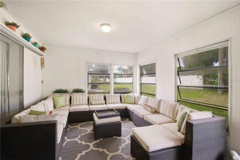 House in Sarasota, Florida 2 bedrooms, 135.27 sq.m. № 2213259 - photo 5