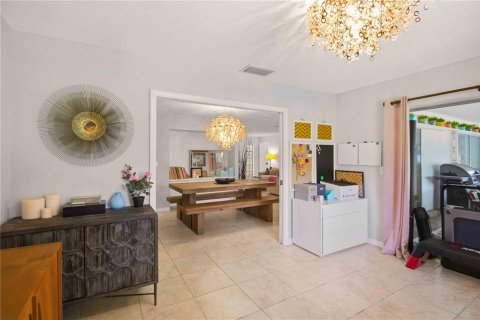 House in Sarasota, Florida 2 bedrooms, 135.27 sq.m. № 2213259 - photo 21