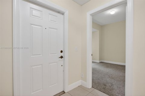 Townhouse in Pompano Beach, Florida 2 bedrooms, 184.69 sq.m. № 2026770 - photo 7