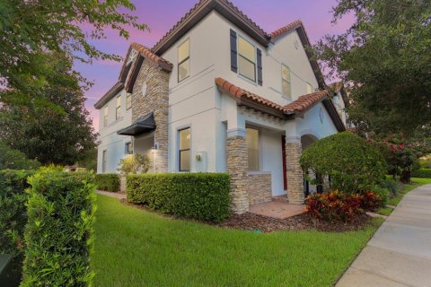 Adosado en venta en Orlando, Florida, 2 dormitorios, 151.9 m2 № 1845061 - foto 1