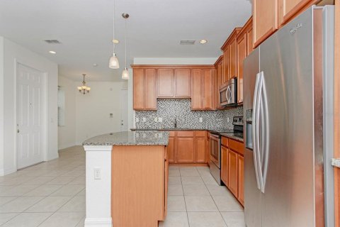 Adosado en venta en Orlando, Florida, 2 dormitorios, 151.9 m2 № 1845061 - foto 13