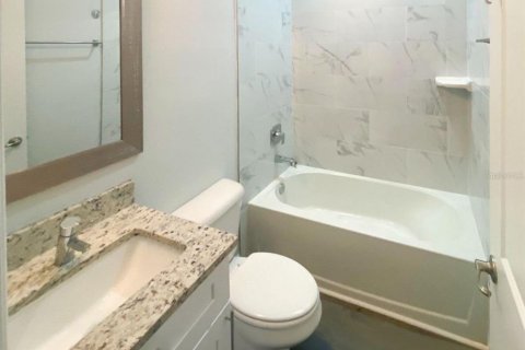Appartement à louer à Port Charlotte, Floride: 3 chambres, 128.11 m2 № 1882911 - photo 6