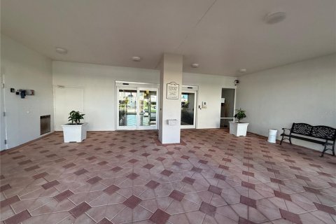 Condo in Clearwater, Florida, 2 bedrooms  № 1796558 - photo 13