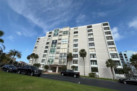 Condo in Clearwater, Florida, 2 bedrooms  № 1796558 - photo 4
