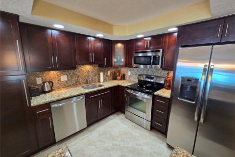 Condo in Clearwater, Florida, 2 bedrooms  № 1796558 - photo 17