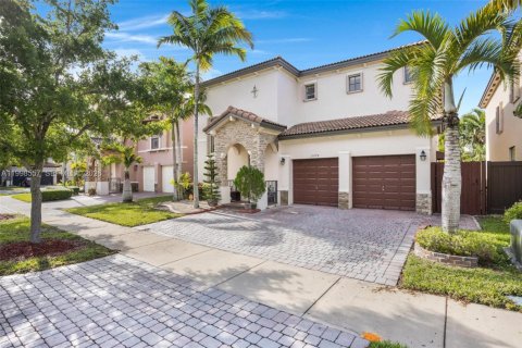 Casa en venta en Homestead, Florida, 4 dormitorios, 271.74 m2 № 2060625 - foto 3