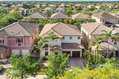 Casa en venta en Homestead, Florida, 4 dormitorios, 271.74 m2 № 2060625 - foto 24