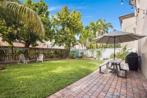 Casa en venta en Homestead, Florida, 4 dormitorios, 271.74 m2 № 2060625 - foto 19