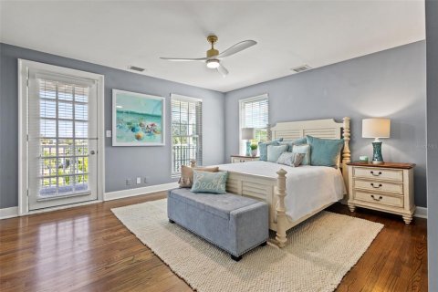 House in Clearwater, Florida 5 bedrooms, 465.07 sq.m. № 1784626 - photo 19