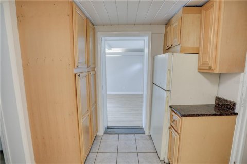 Villa ou maison à louer à Orlando, Floride: 2 chambres, 114.36 m2 № 2437365 - photo 6