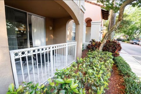 Condo in Aventura, Florida, 2 bedrooms  № 1964853 - photo 26