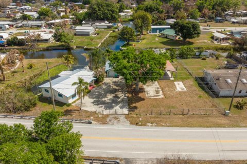 Casa en venta en Okeechobee, Florida, 2 dormitorios, 130.16 m2 № 2253949 - foto 21