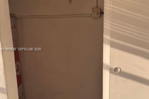 Copropriété à louer à Boynton Beach, Floride: 2 chambres, 89.19 m2 № 2047115 - photo 8