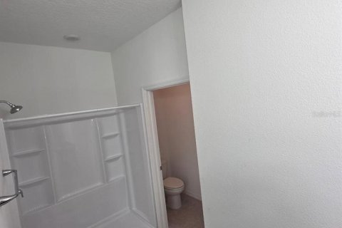 House in Poinciana, Florida 4 bedrooms, 166.57 sq.m. № 2394153 - photo 18