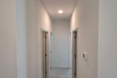 House in Poinciana, Florida 4 bedrooms, 166.57 sq.m. № 2394153 - photo 17