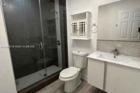 Снять в аренду таунхаус в Хомстед, Флорида 3 спальни, 108.42м2, № 1976277 - фото 16