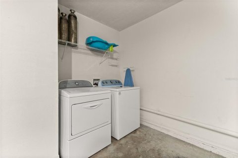 Casa en venta en Kissimmee, Florida, 4 dormitorios, 208.66 m2 № 1536533 - foto 21