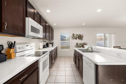 Casa en venta en Kissimmee, Florida, 4 dormitorios, 208.66 m2 № 1536533 - foto 19