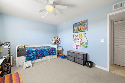 Condo in Gulfport, Florida, 2 bedrooms № 2206460 - photo 20