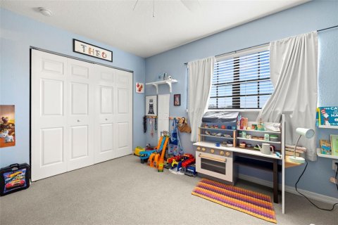 Condo in Gulfport, Florida, 2 bedrooms № 2206460 - photo 21