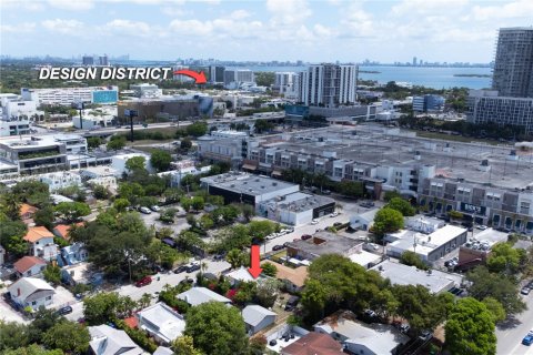 Villa ou maison à vendre à Miami, Floride: 3 chambres, 127.46 m2 № 2059785 - photo 3