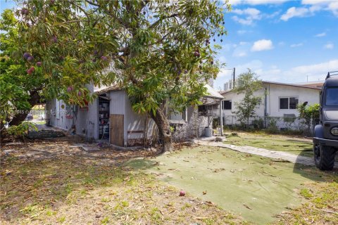 Villa ou maison à vendre à Miami, Floride: 3 chambres, 127.46 m2 № 2059785 - photo 11