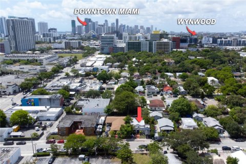 Villa ou maison à vendre à Miami, Floride: 3 chambres, 127.46 m2 № 2059785 - photo 4