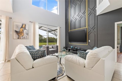 Casa en venta en Kissimmee, Florida, 7 dormitorios, 270.72 m2 № 1839977 - foto 6