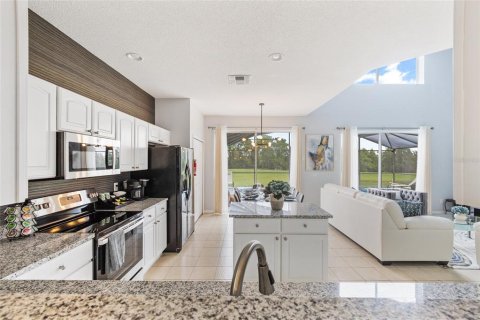 Casa en venta en Kissimmee, Florida, 7 dormitorios, 270.72 m2 № 1839977 - foto 12