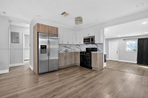 Casa en Miami, Florida 2 dormitorios, 78.78 m2 № 2025444