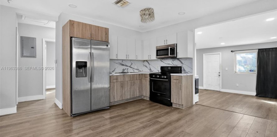 Casa en Miami, Florida 2 dormitorios, 78.78 m2 № 2025444
