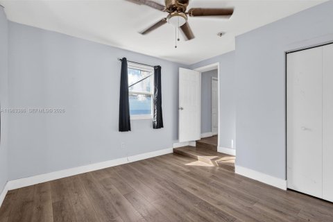 Casa en alquiler en Miami, Florida, 2 dormitorios, 78.78 m2 № 2025444 - foto 14