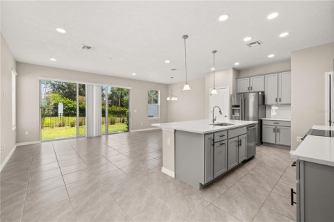 Townhouse in Ocoee, Florida 3 bedrooms, 167.87 sq.m. № 1677022 - photo 10