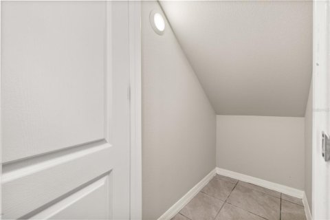 Townhouse in Ocoee, Florida 3 bedrooms, 167.87 sq.m. № 1677022 - photo 23
