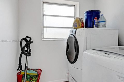 Villa ou maison à vendre à Pompano Beach, Floride: 3 chambres, 101.91 m2 № 1987676 - photo 23