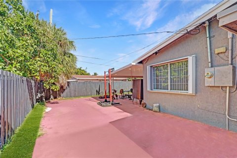 Villa ou maison à vendre à Pompano Beach, Floride: 3 chambres, 101.91 m2 № 1987676 - photo 29