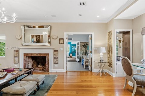 Casa en alquiler en Miami Beach, Florida, 4 dormitorios, 351.45 m2 № 2054976 - foto 10