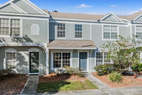 Townhouse in Brandon, Florida 2 bedrooms, 103.12 sq.m. № 1915127 - photo 1